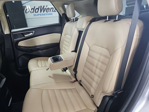 Used 2023 Ford Edge SEL AWD/4WD image 17
