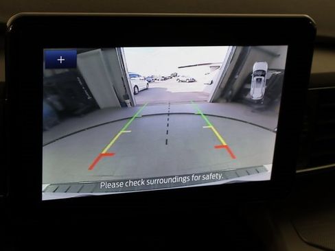 Used 2022 Ford Explorer XLT w/ Equipment Group 202A image 29