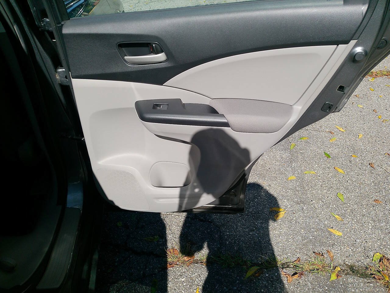 Used 2013 Honda CR-V LX image 32