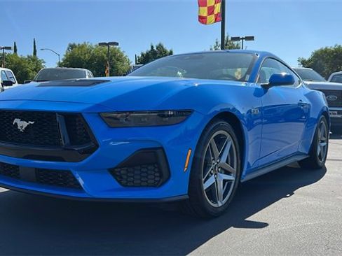 New 2025 Ford Mustang GT image 9