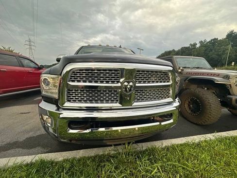 Used 2015 RAM 2500 Laramie w/ Convenience Group AWD/4WD image 9