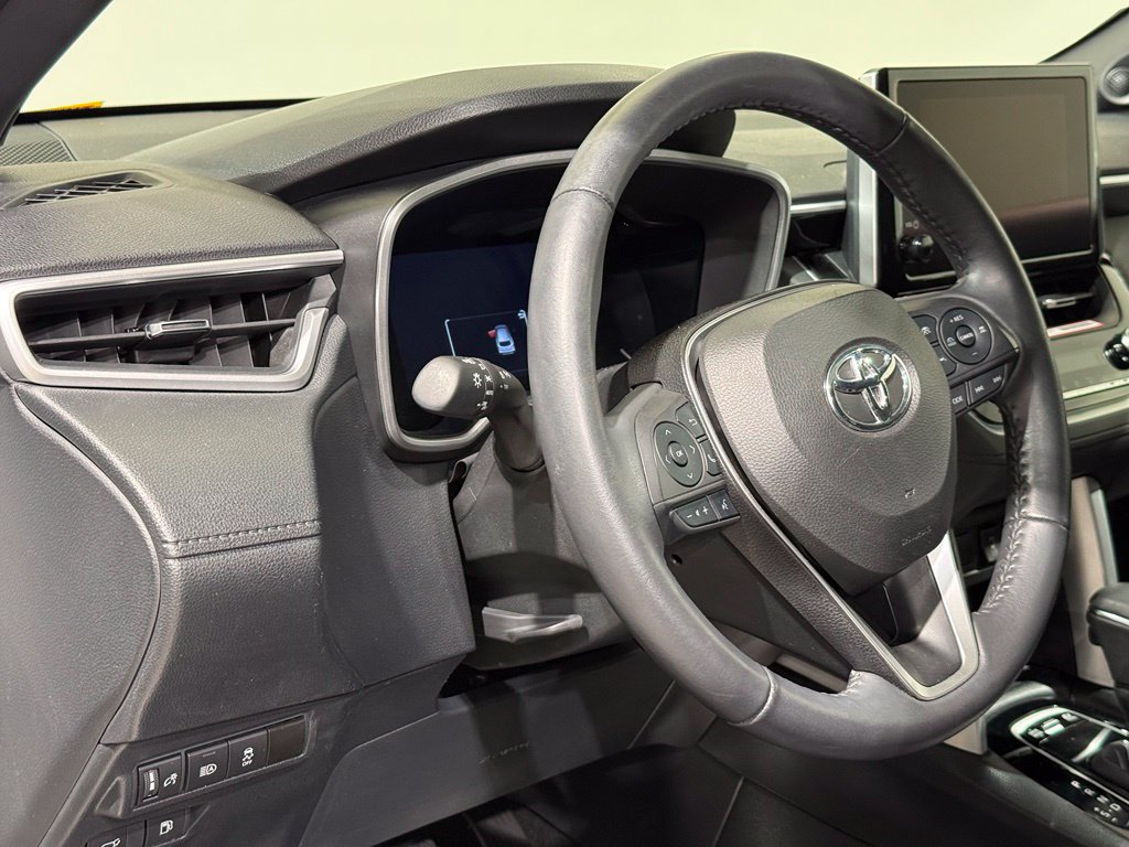 Certified 2023 Toyota Corolla Cross AWD Hybrid w/ Convenience Package image 17