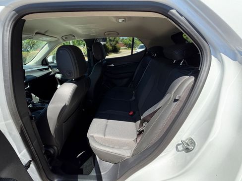 Used 2025 Buick Encore GX Preferred FWD image 36