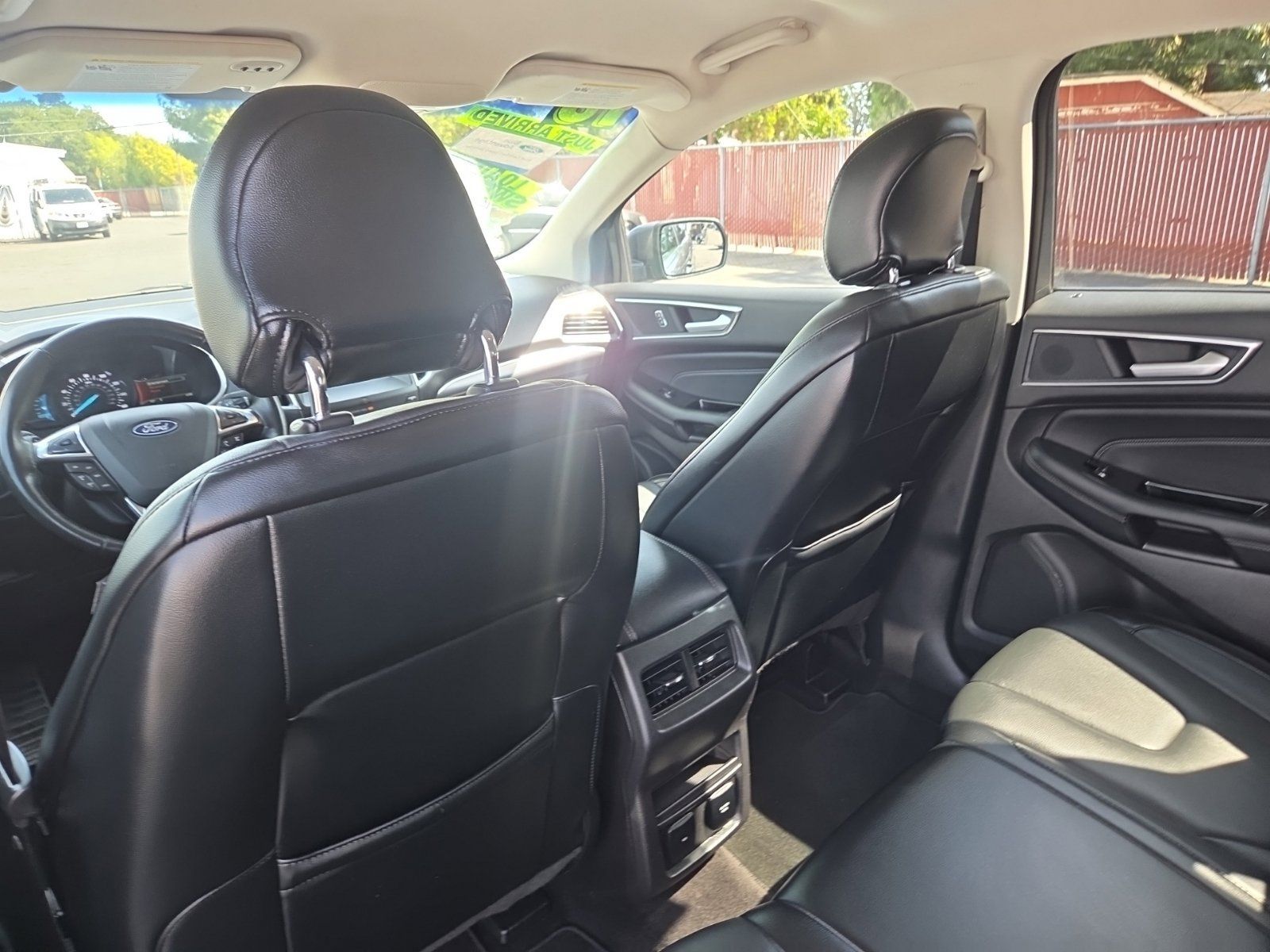 Certified 2018 Ford Edge Titanium w/ Technology Package FWD image 16
