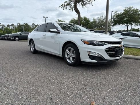 Certified 2024 Chevrolet Malibu LS FWD image 1