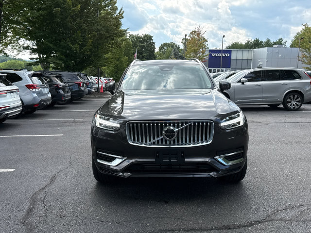 Certified 2025 Volvo XC90 T8 Plus w/ Protection Package AWD/4WD image 6
