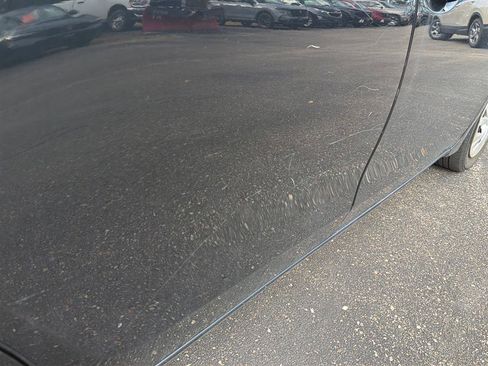 Used 2019 Toyota Corolla LE image 23