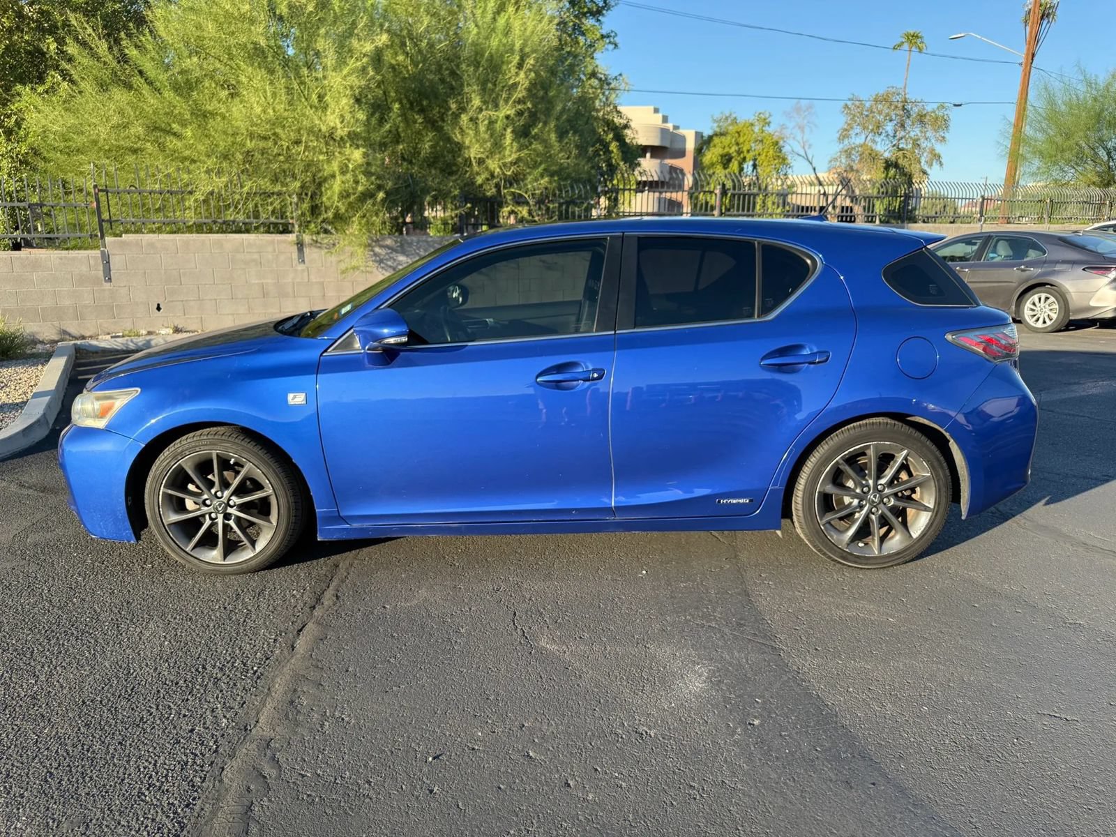 Used 2013 Lexus CT 200h w/ F Sport Pkg w/Nuluxe Trim FWD image 8