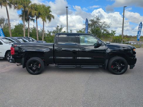 Used 2018 Chevrolet Silverado 1500 LTZ Z71 w/ Redline Edition image 4