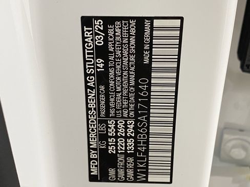 Used 2025 Mercedes-Benz E 350 4MATIC Sedan image 31