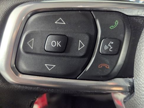 Certified 2025 Jeep Wrangler Sahara image 20