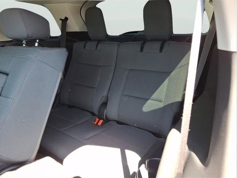 Used 2025 Ford Explorer Active image 11