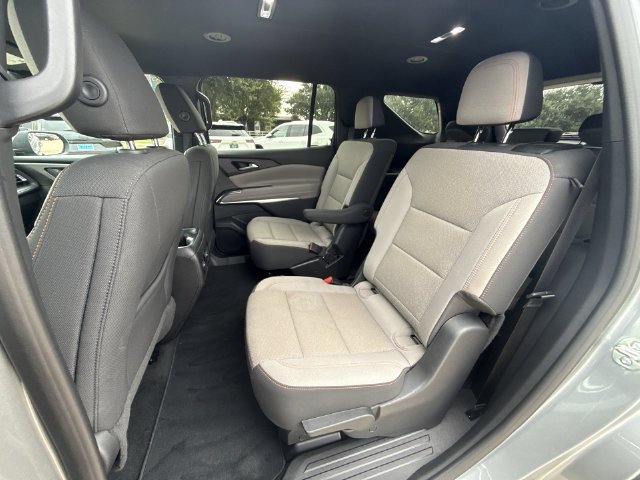 Certified 2026 Chevrolet Traverse LT w/ Driver Confidence Package FWD image 26