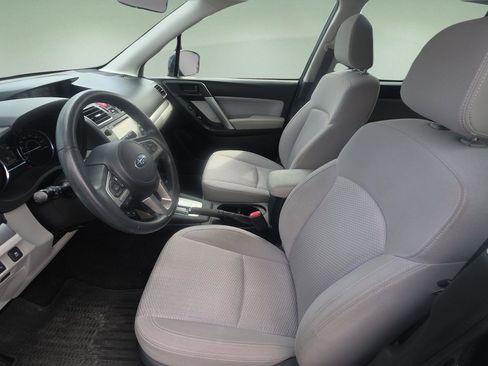 Used 2018 Subaru Forester 2.5i Premium AWD/4WD image 17