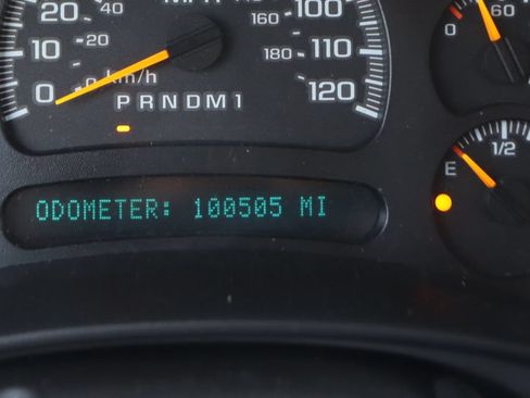 Used 2006 Chevrolet Silverado 3500 LT w/ Heavy-Duty Power Package RWD image 24