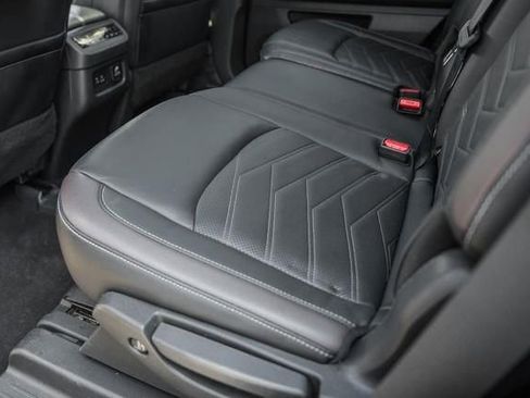 Used 2024 Nissan Pathfinder Platinum w/ Black Appearance Package image 37