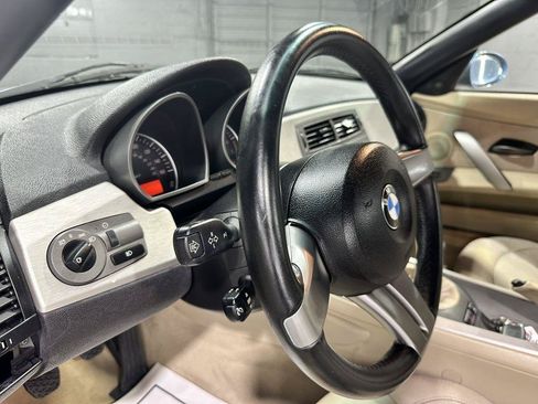 Used 2003 BMW Z4 3.0i RWD image 13