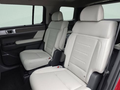 New 2026 Hyundai Santa Fe Limited FWD image 19