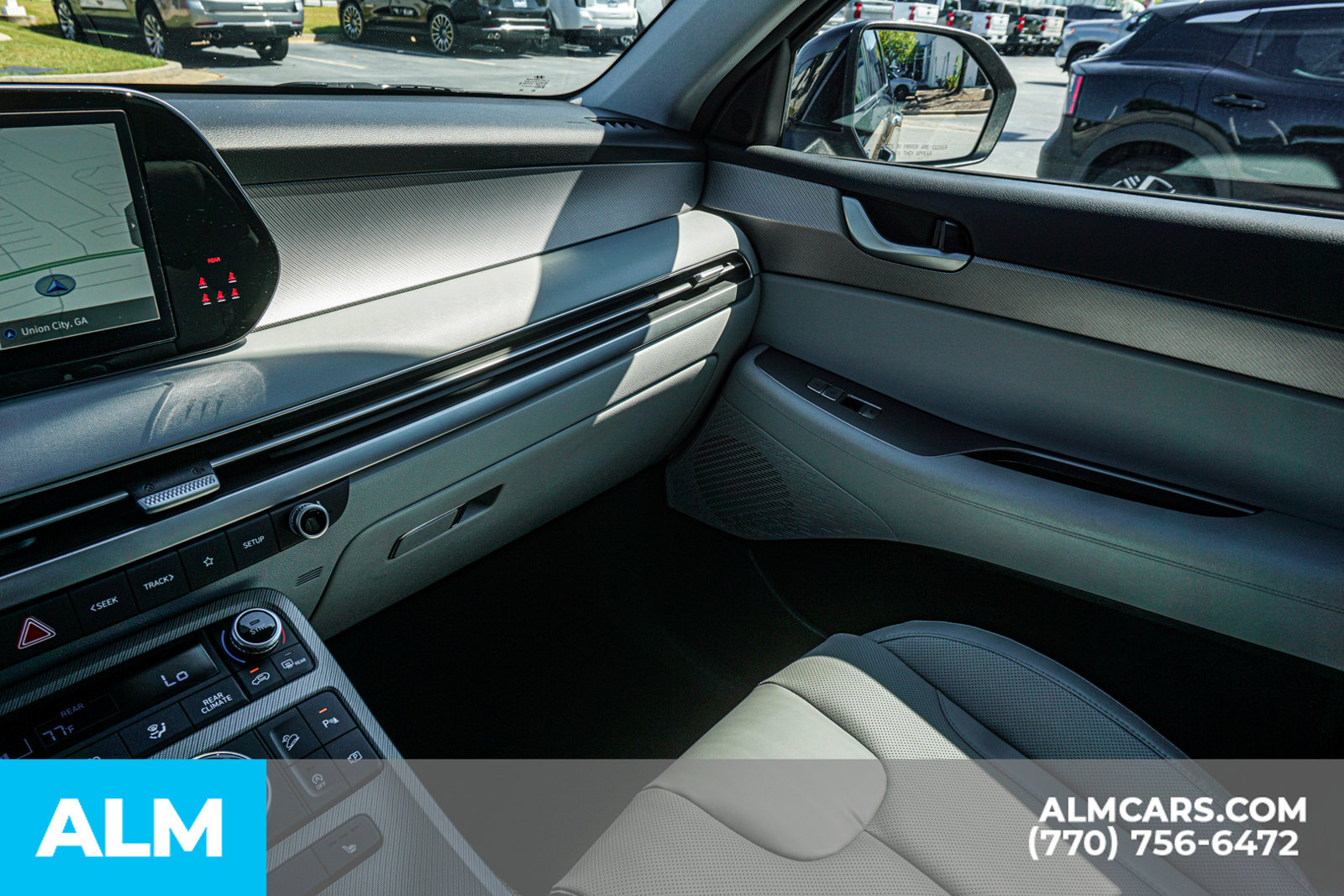 Used 2025 Hyundai Palisade SEL AWD/4WD image 46