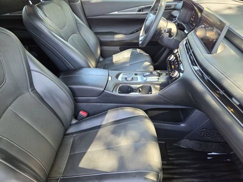 Used 2023 INFINITI QX60 Luxe w/ Cargo Package AWD/4WD image 12