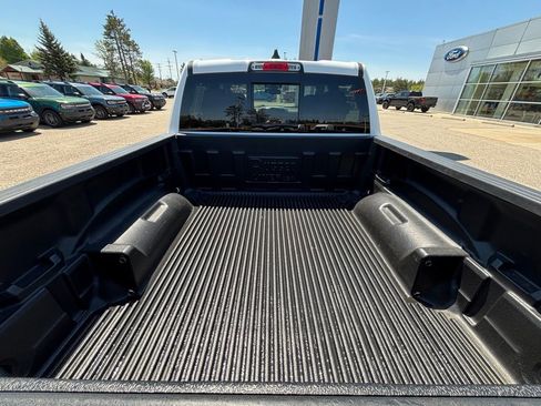 Used 2019 RAM 1500 Big Horn AWD/4WD image 10