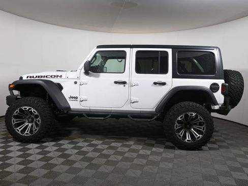 Used 2020 Jeep Wrangler Unlimited Rubicon w/ Dual Top Group AWD/4WD image 2