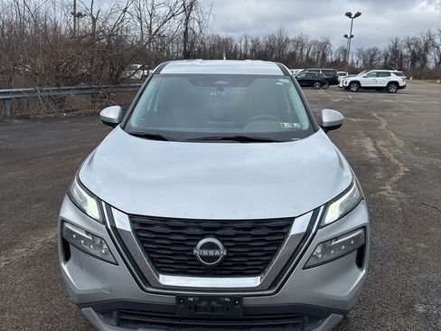 Used 2023 Nissan Rogue SV image 8