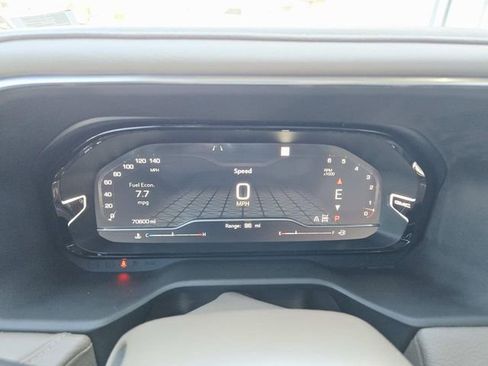 Used 2022 GMC Yukon XL Denali image 21