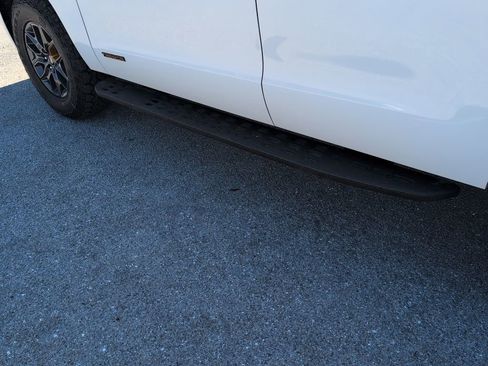 New 2026 Ford Expedition Tremor image 16