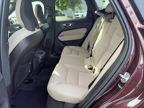 New 2026 Volvo XC60 B5 Core image 9