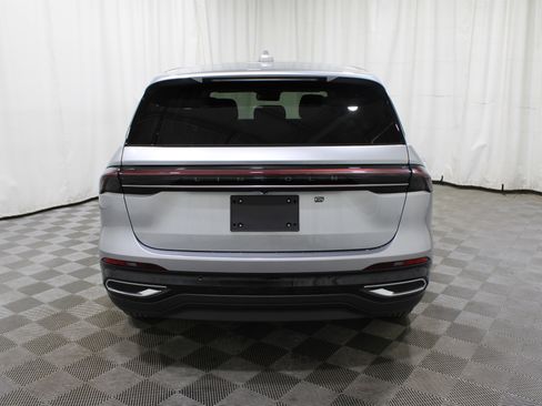 Used 2025 Lincoln Nautilus Premier AWD/4WD image 26