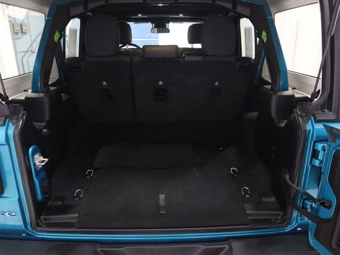 Used 2024 Jeep Wrangler Unlimited w/ Convenience Group image 16