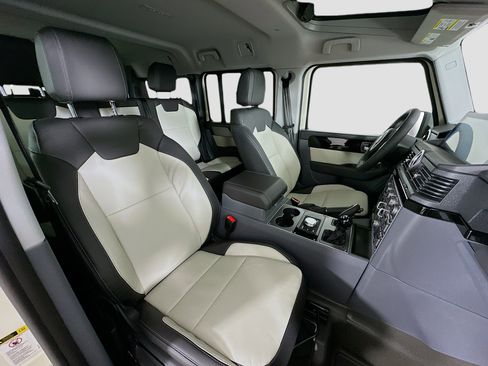 New 2025 INEOS Grenadier Fieldmaster Edition image 50