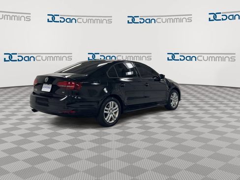 Used 2018 Volkswagen Jetta S w/ Cold Weather Package FWD image 8