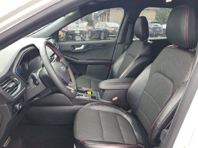 Used 2023 Ford Escape ST-Line Select w/ Tech Pack #2 AWD/4WD image 15