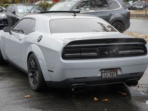 Used 2021 Dodge Challenger R/T Scat Pack image 10