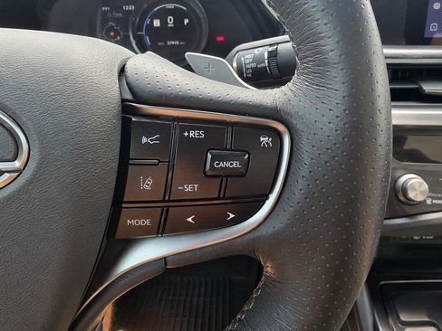Used 2022 Lexus ES 300h F Sport w/ Accessory Package 2 FWD image 24