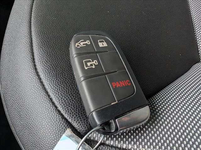 Used 2025 RAM ProMaster 2500 w/ Convenience Group FWD image 33