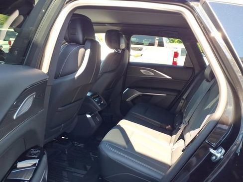 Used 2024 Cadillac Lyriq Luxury w/ LPO, Floor Liner Package AWD/4WD image 17
