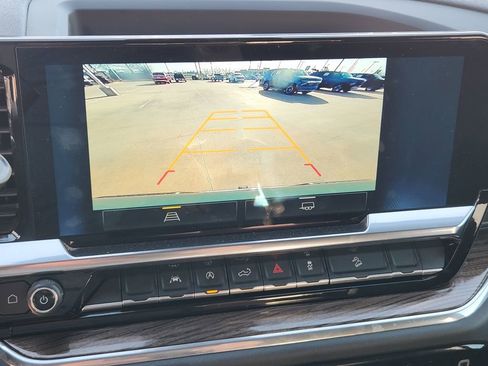 Used 2025 Chevrolet Silverado 1500 LT w/ Z71 Off-Road Package image 24