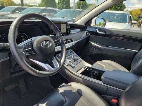 Used 2022 Hyundai Palisade Limited FWD image 14