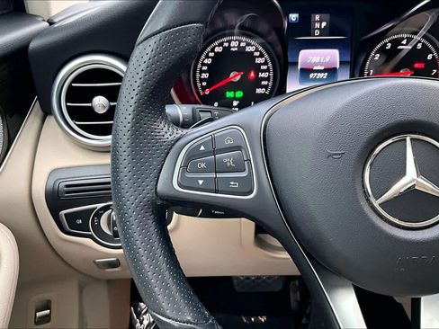 Used 2017 Mercedes-Benz GLC 300 image 22