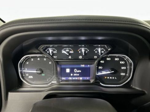Used 2022 GMC Sierra 1500 AT4 w/ AT4 Preferred Package AWD/4WD image 12