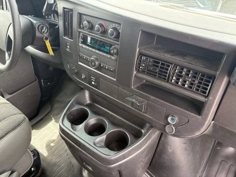 Used 2024 GMC Savana 2500 w/ Driver Convenience Package RWD image 23