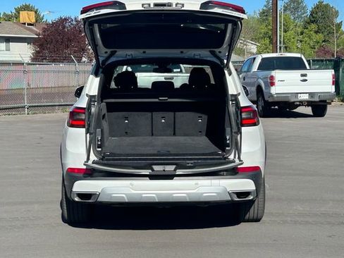Used 2023 BMW X5 xDrive40i w/ Premium Package AWD/4WD image 34