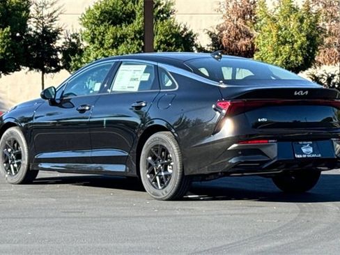 New 2026 Kia K5 LXS image 7