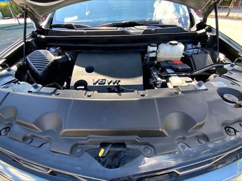 Used 2023 Chevrolet Traverse Premier w/ Redline Edition FWD image 32