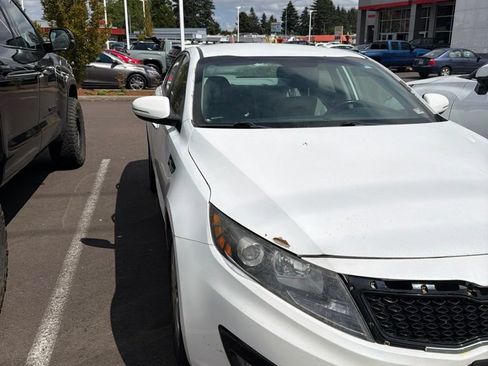 Used 2013 Kia Optima EX FWD image 2
