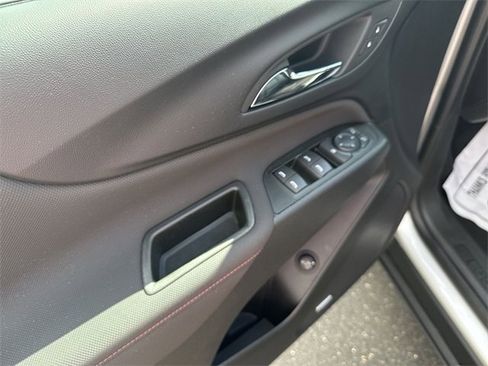 Used 2022 Chevrolet Equinox RS w/ RS Leather Package image 24