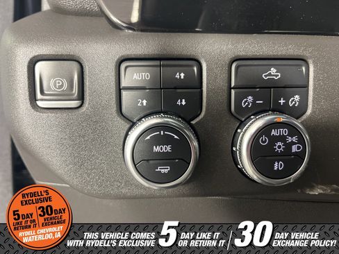 Used 2022 GMC Sierra 1500 Elevation image 29